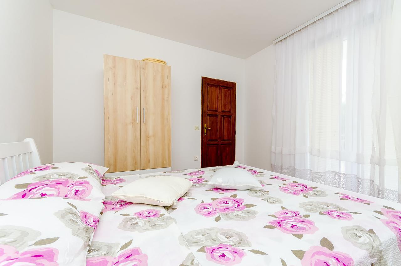 Apartments Mirko I Anda Donji Okrug  Dış mekan fotoğraf